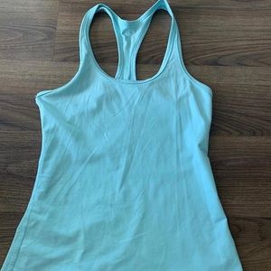 nike work out top